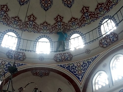 camii temizliği