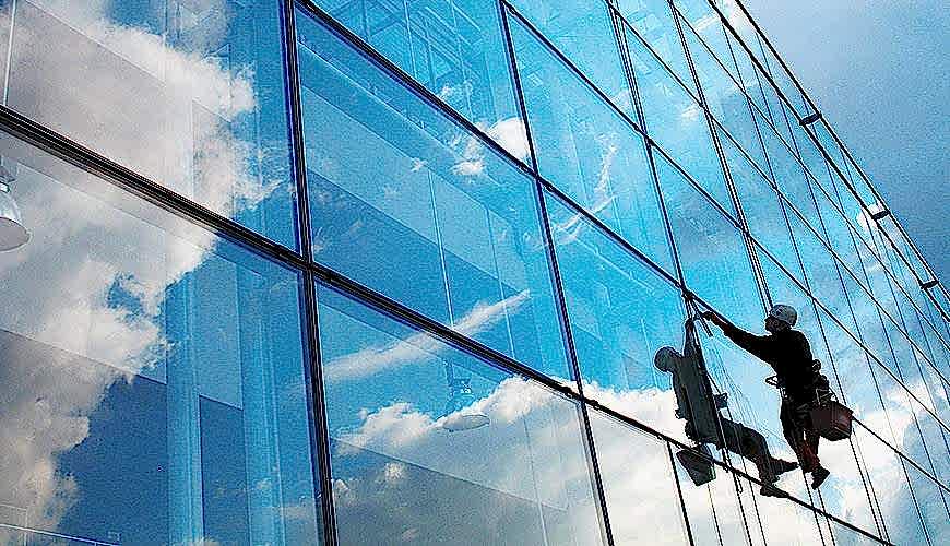 izmir-dis-cephe-temizleme